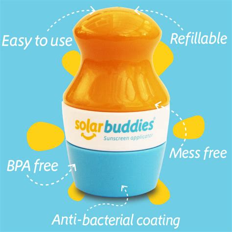 Illustration showing how the Solar Buddies applicator prevents sand from sticking to the sunscreen.