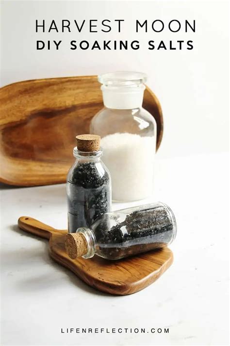 Image: Ingredients for homemade bath soaks: oats, honey, essential oils