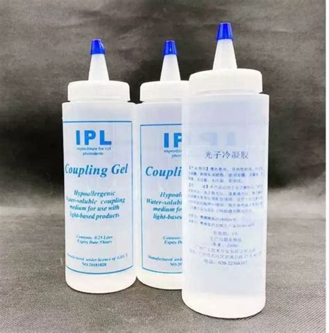 Illustration showing the application of cooling gel and protective eyewear during an IPL session.