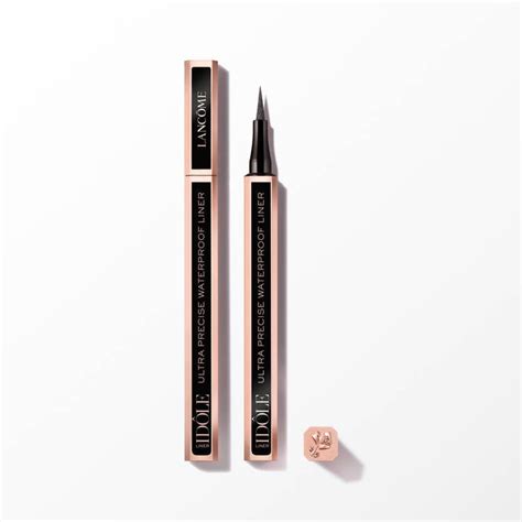 close-up of Lancome Drama Liqui-Pencil eyeliner tip showing texture