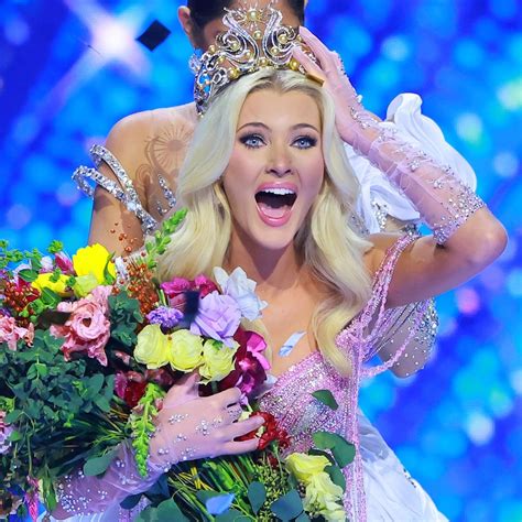 Victoria Kjær Theilvig smiling, natural makeup, Miss Universe crown