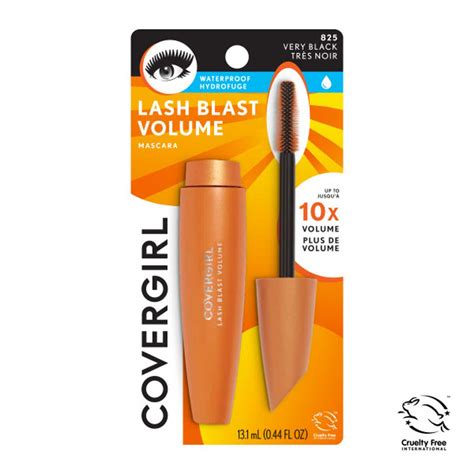 Close-up of lashes enhanced with COVERGIRL Lash Blast Clean Volume Mascara.