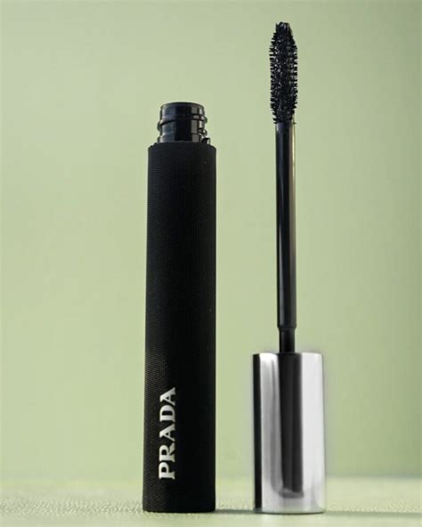 Close-up of the Prada Beauty Pradascope mascara brush, highlighting its unique design