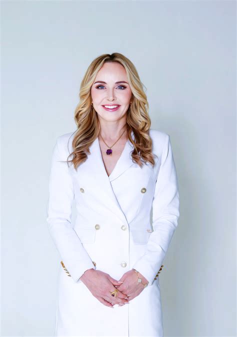 Portrait of Dr. Amy Derick, founder of Derick Dermatology
