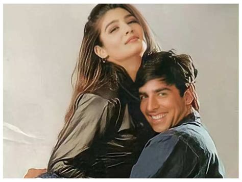 A collage of Raveena Tandon and Akshay Kumar in their 90s films