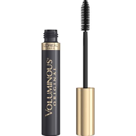 Close-up photo of eyes with dramatic, voluminous lashes created by black mascara.
