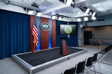 Diagram illustrating the layout of the Pentagon press briefing room and adjacent spaces