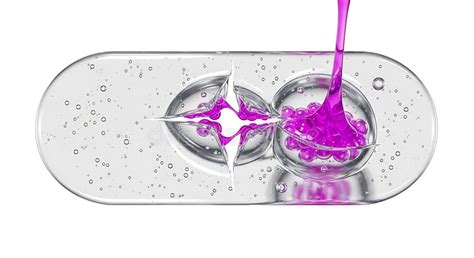 Microscopic view of serum pearls containing active ingredients