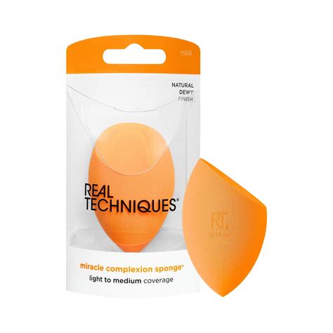 Illustration comparing the unique shape of the Real Techniques Miracle Complexion Sponge with its concave side to a standard egg-shaped makeup sponge.
