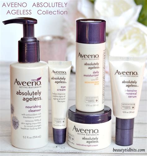 Infographic comparing the key ingredients and benefits of the AVEENO Absolutely Ageless collection