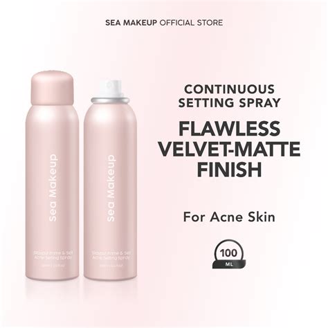 Split image showing makeup before and after application of setting spray, highlighting the matte finish and poreless effect.