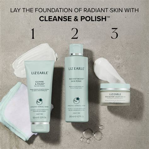 Illustration demonstrating the steps for using Liz Earle Cleanse & Polish with the hot cloth.