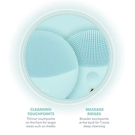 Close-up of the silicone touchpoints on a Foreo Luna device