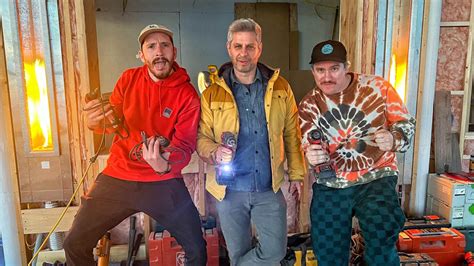 Photo of the duo Little Stranger, John Shields and Kevin.