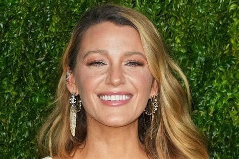 Image of Blake Lively smiling, with a focus on her clear and glowing skin.