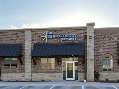 Exterior view of the Dermatology Partners Schnecksville office