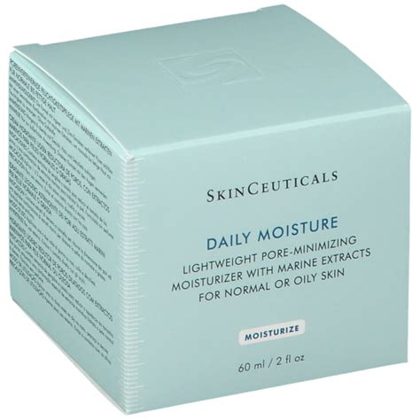 Comparison chart of user reviews highlighting positive and negative feedback on SkinCeuticals Daily Moisture
