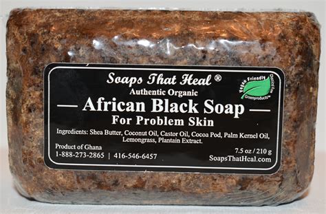 Infographic comparing traditional vs. modern African black soap ingredients