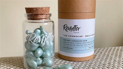Diagram illustrating the steps for applying Remilia Hair Serum from a capsule